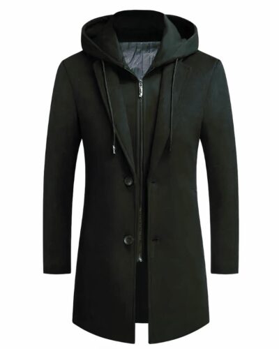 Blazer long avec une capuche de couleur noire sur un fond blanc.